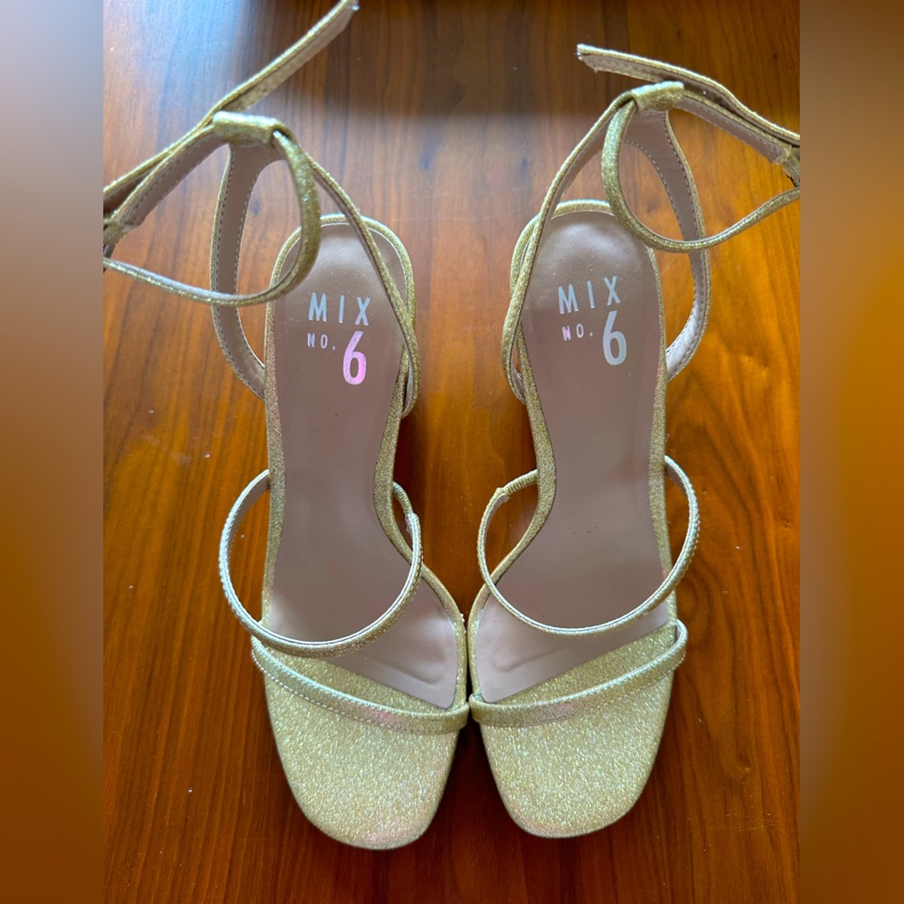 Mix No. 6 Aliciana Gold Heels